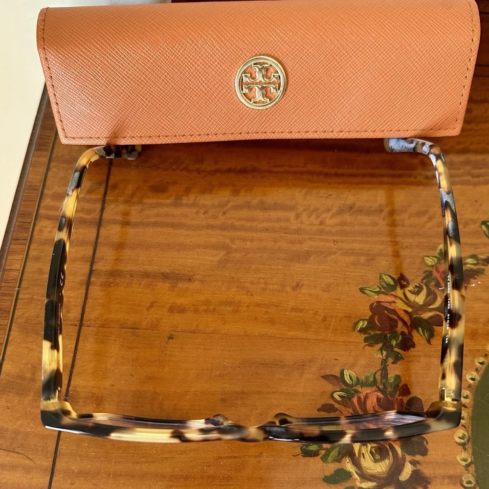 Tory Burch Tortoiseshell Women Eyeglass Frames And Case - Picture 3 of 8